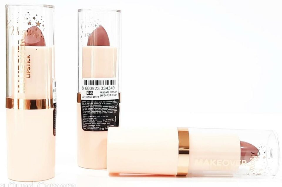 Makeover Lipstick 03