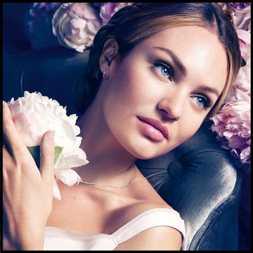 Max Factor FaceFinity Kompakt Pudra 001 Porcelain