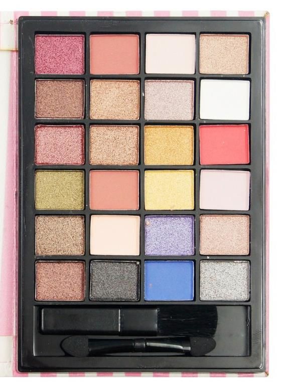 Pretty Makyaj Seti Bright 24 Far + 4 Ruj + 2 Allık+ 2 Highlighter + Ayna + Fırça + Cüzdan
