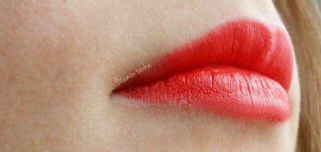 Flormar Passionate Dots Lipstick Pd23  KIRMIZI