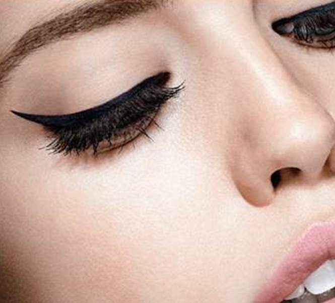 Maybelline Master Ink Siyah Matte Dipliner 10 Numara