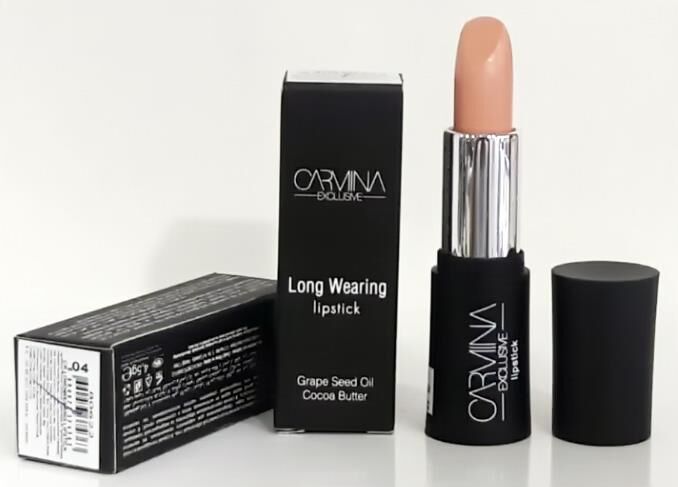 Carmina Long Wearing 04 Lipstick Nude Ruj