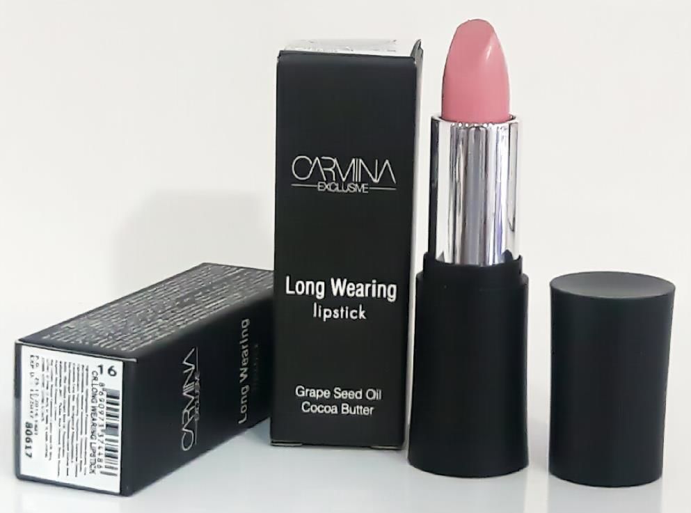 Carmina Long Wearing 16 Lipstick Nude Ruj