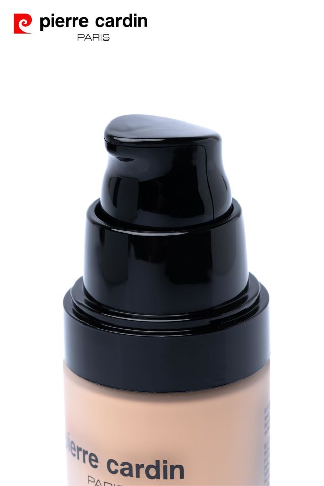 12221 Pierre CardinPierre Cardin Photoglow Aydınlık Veren Fondöten Light 301 Skin with Neutral