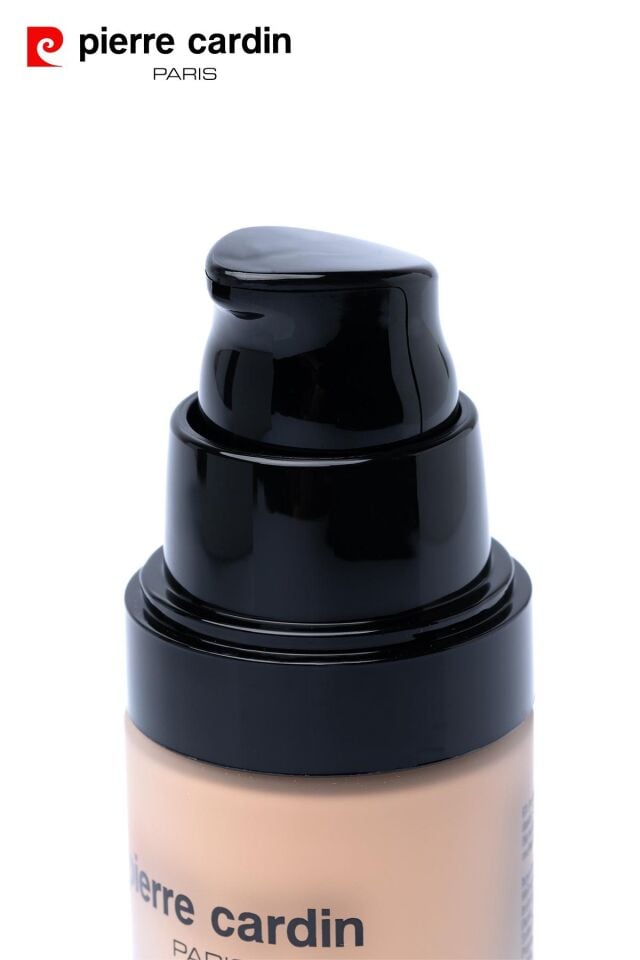 12221 Pierre CardinPierre Cardin Photoglow Aydınlık Veren Fondöten Light 301 Skin with Neutral
