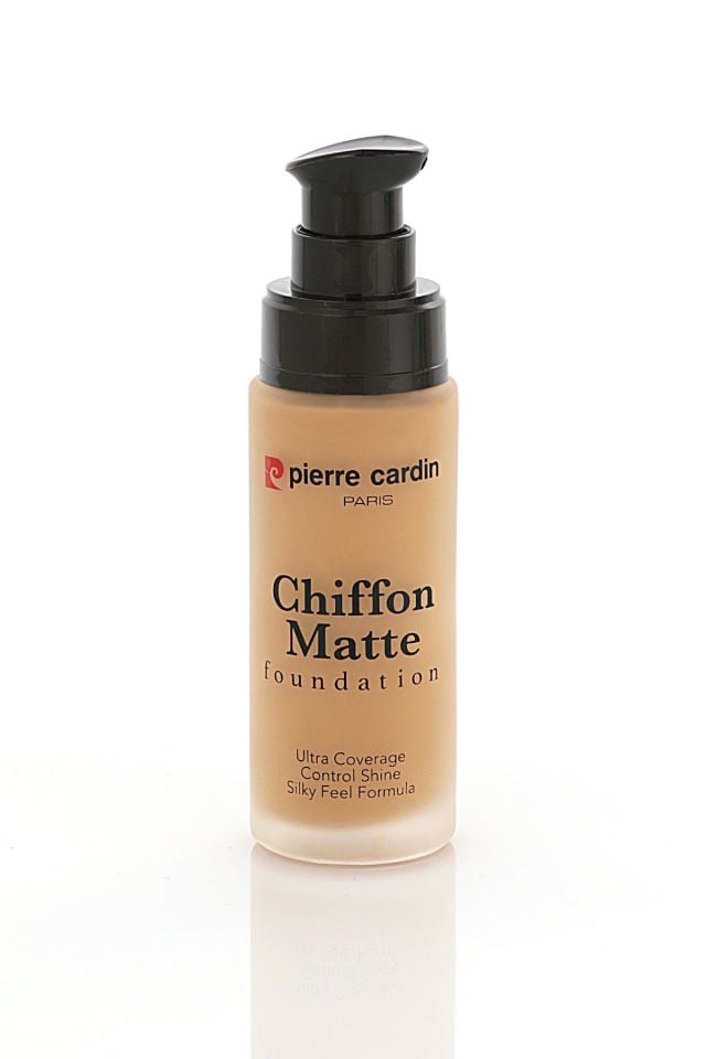 12203 Pierre Cardin Chiffon Touch Mat Görünüm Veren Fondöten - Light 402