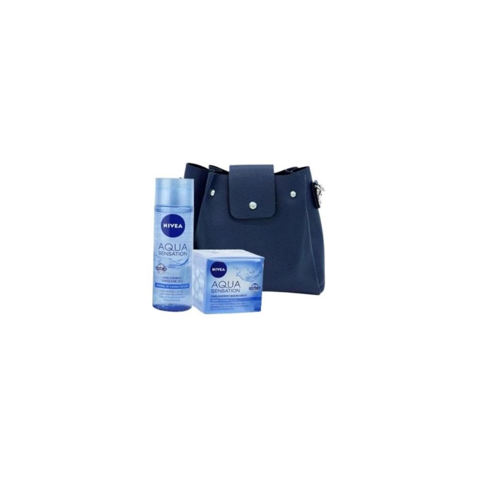 Nivea Canlandırıcı Bakım Seti Çanta Hediyeli Aqua Yüz Temizleyici Jeli 200 ml + Bakım Kremi 50ml