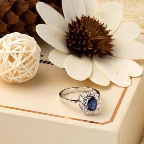 0,89 ct Safir & 0,05 ct Pırlantalı Yüzük