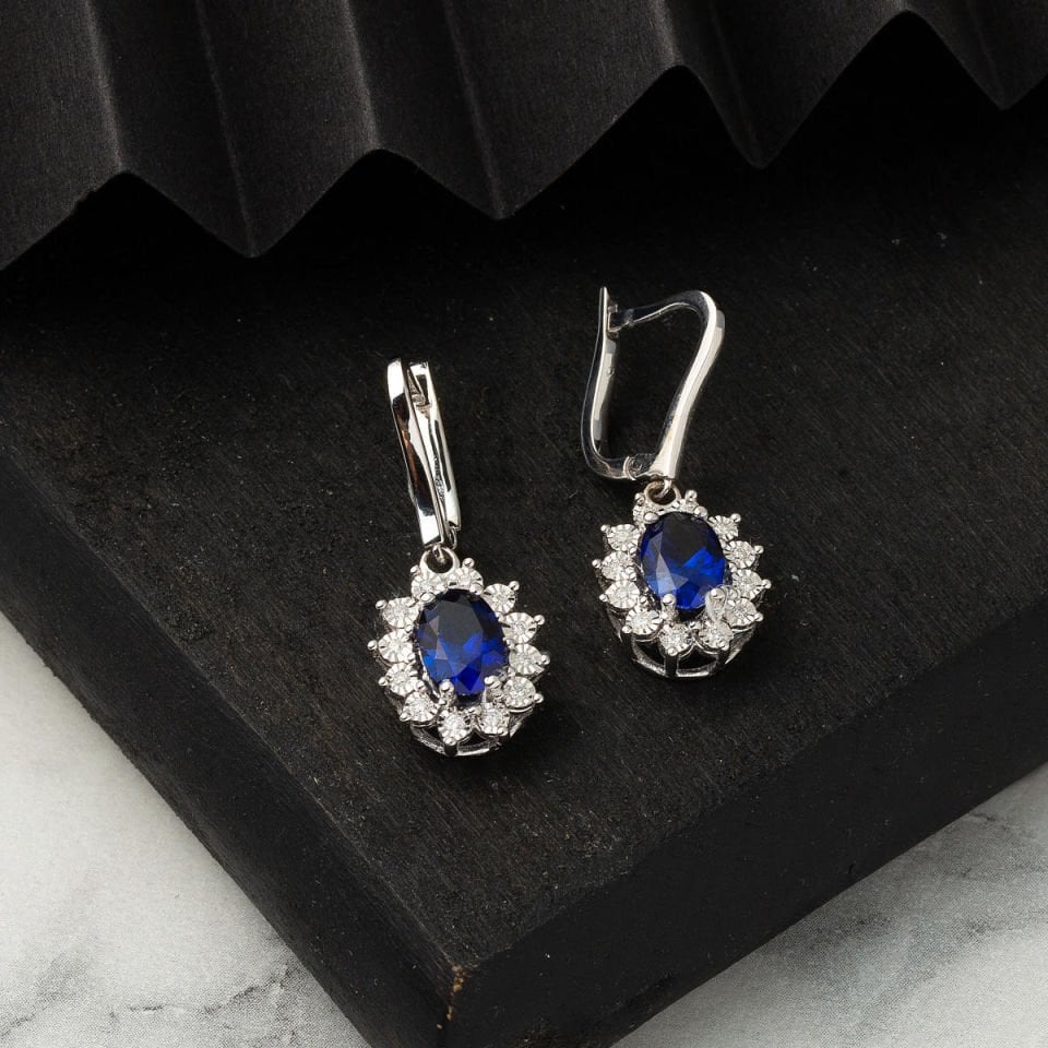 1,72 ct Safir & 0,10 ct Pırlantalı Küpe