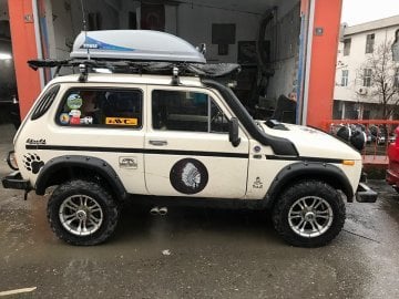 Lada Niva Fiber Dodik