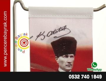 Atatürk Görselli Tek Direkli Masa Üstü Bayrağı