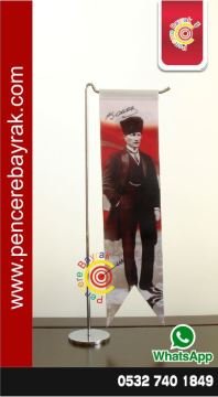 Atatürk Görselli Tek Direkli Masa Üstü Bayrağı
