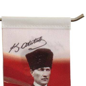Atatürk Görselli Tek Direkli Masa Üstü Bayrağı