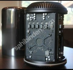 KİRALIK 1 hafta 2000 tl Mac Pro (2013 Sonu) Apple Macpro2 cube / MACPRO 2 mac cube macpro2 mac pro silindir Intel 2.7 GHz E5 Xeon 12 çekirdekli 30 MB of L3 cache Cpu  16 Gb  Ecc Ram,  1  tb ssd Flash2  PCIe ( 670 / 700)  2 adet 6 GB GDDR5 VRAM'e sahip çif