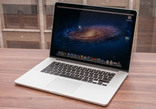 2. el MacBook Pro (Retina 13 inç, 2015 Başı) i5 2,7  8 gb ram , 128 gb ssd flash2 , Q Türkçe klavye , makina sıfır kadar temiz , pil  15-20 dk, adaptör  yoktur. Lcd ve  kasada  çizkler vardır ,  XTU tşları basmıyor