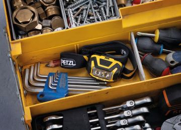 PETZL ARIA 2R Kafa Feneri E071AA00