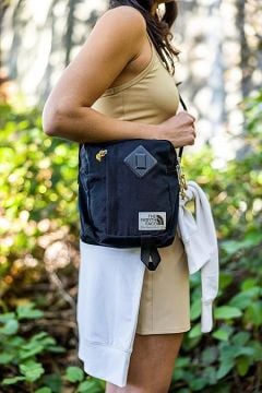 The North Face Berkeley Crossbody TNF Black Mineral Gold Unisex Omuz Çantası