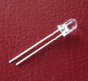 (25 ADET) 5mm Şeffaf Sarı LED (HT-333SUWC RoHS)