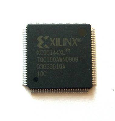 XC95144XL10TQG10 RoHS