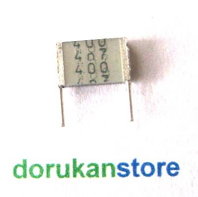 4.7nF 400V P:7.5mm (B32560-J6472-J)