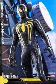 Marvel’s Spider-Man - Spider-Man (Anti-Ock Suit) Deluxe 1/6 Scale Koleksiyon Figürü