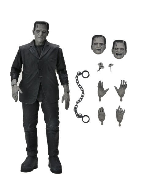 Universal Monsters - Ultimate Frankenstein's Monster (Black & White) Aksiyon Figürü