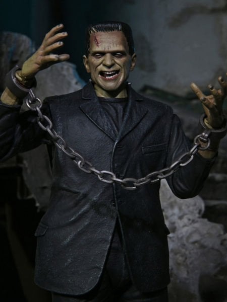 Universal Monsters - Ultimate Frankenstein's Monster (Color) Aksiyon Figürü