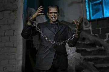Universal Monsters - Ultimate Frankenstein's Monster (Color) Figure