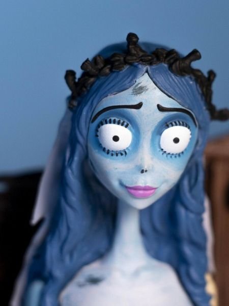 Corpse Bride - Victor and Emily 1/10 Scale Heykel