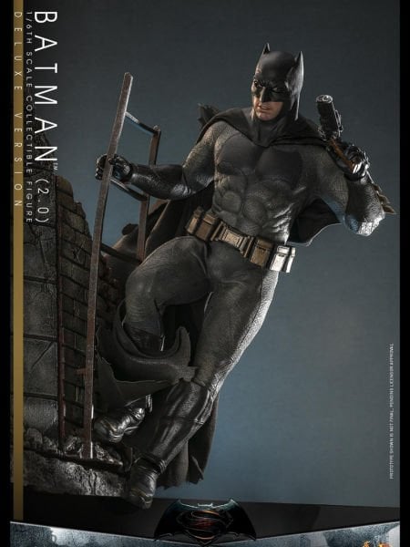 Batman v Superman: Dawn of Justice - Batman (2.0) Deluxe Version 1/6 Scale Koleksiyon Figürü