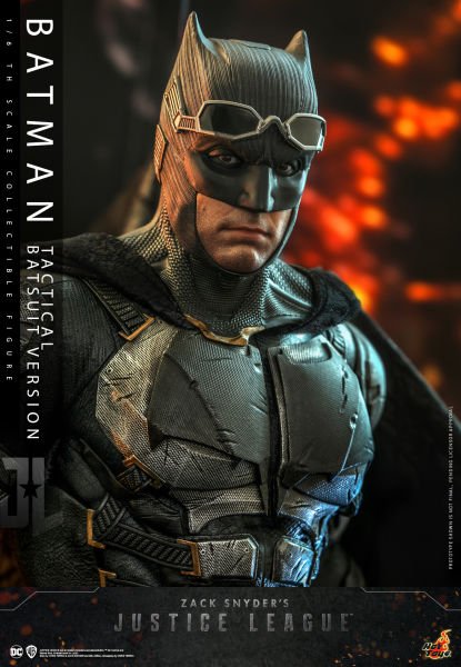 Zack Snyder’s Justice League – Batman (Tactical Batsuit Version) 1/6 Scale Koleksiyon Figürü