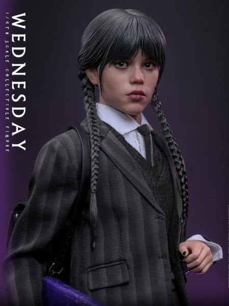 Wednesday - Wednesday 1/6 Scale Koleksiyon Figürü