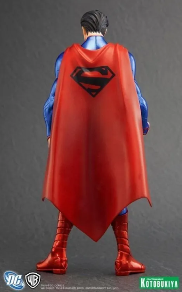 DC Comics Superman New 52 ARTFX+ Statue Heykel