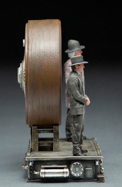 Back to the Future 3 - Marty and Doc at the Clock Deluxe Limited Edition 1/10 Art Scale Heykel