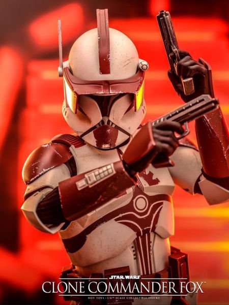 Star Wars: The Clone Wars - Clone Commander Fox 1/6 Scale Koleksiyon Figürü