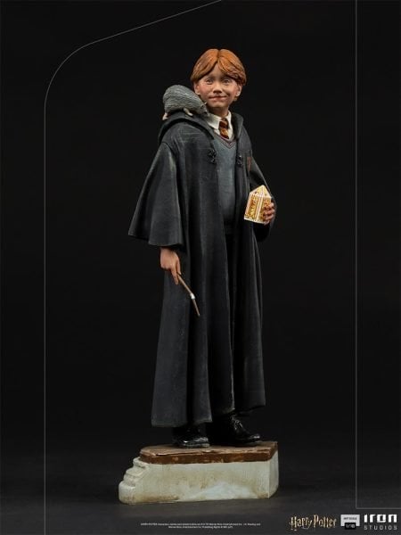 Harry Potter and the Philosopher's Stone - Ron Weasley 1:10 Art Scale Heykel