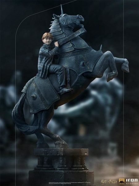 Harry Potter Ron Weasley at the Wizard Chess Heykel