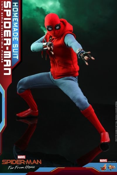 Spider-Man: Far From Home - Spider-Man (Homemade Suit Version) 1/6 Scale Koleksiyon Figürü