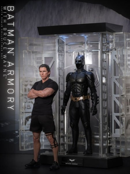 Batman: The Dark Knight Rises - Batman Armory with Bruce Wayne 1/6 Scale Koleksiyon Figür Seti