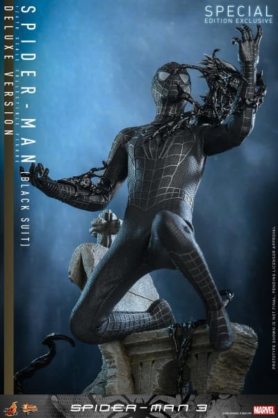 Spider-Man 3 - Spider-Man (Black Suit) Deluxe 1/6 Scale Koleksiyon Figürü