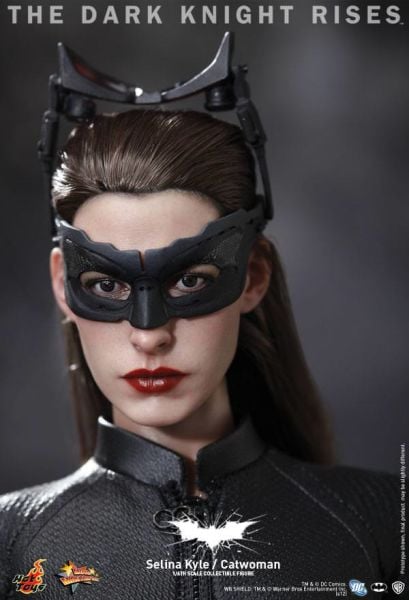 Batman: The Dark Knight Rises - Selina Kyle / Catwoman 1/6 Scale Koleksiyon Figürü