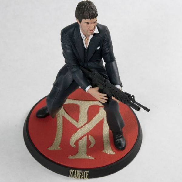 Scarface - Tony Montana ''Say Hello To My Little Friend'' Heykel