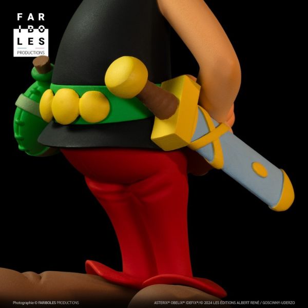 Asterix (Asteriks) Embleme Limited Edition Resin Heykel