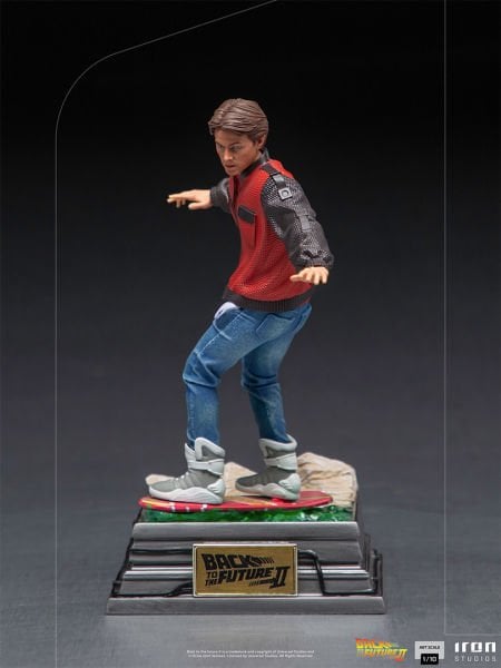 Back To The Future 2 - Marty McFly on Hoverboard 1/10 Art Scale Limited Edition Heykel