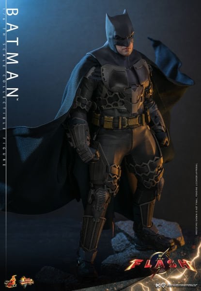 The Flash – Batman 1/6 Scale Koleksiyon Figürü
