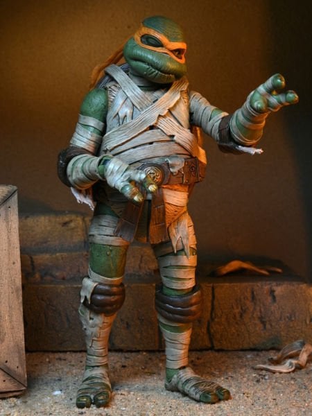 Universal Monsters x TMNT: Ultimate Michelangelo as The Mummy Aksiyon Figürü