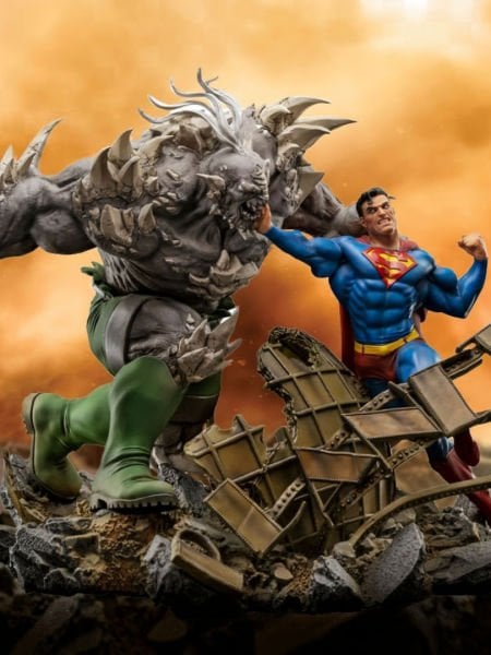 DC Comics - Superman vs Doomsday 1/10 Art Scale Limited Edition Exclusive Diorama Heykel
