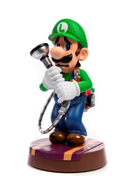 Luigi's Mansion 3 - Luigi PVC Painted Heykel