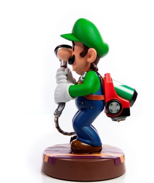 Luigi's Mansion 3 - Luigi PVC Painted Heykel