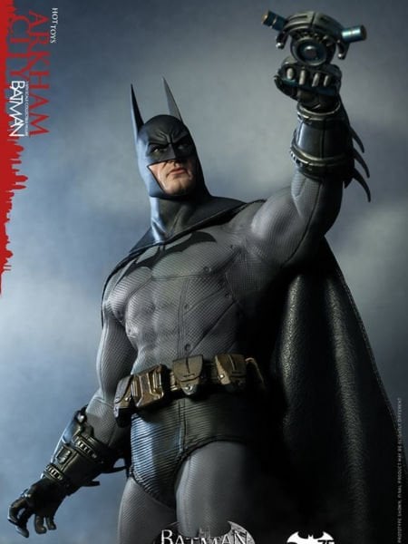 Batman: Arkham City - Batman 1/6 Scale Koleksiyon Figürü